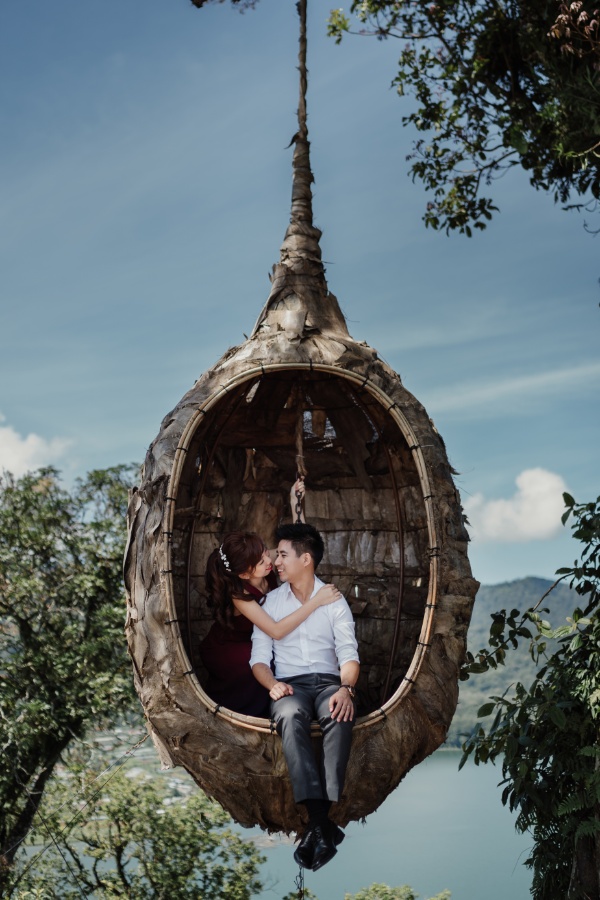 R&A: Fairytale Sunset Pre-wedding Photoshoot in Bali by Hendra on OneThreeOneFour 16