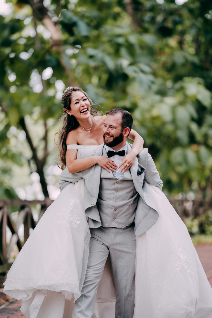 Singapore Post-Wedding Photoshoot At National Museum, Fort Canning Park and Marina Bay For American Couple  by Michael  on OneThreeOneFour 10