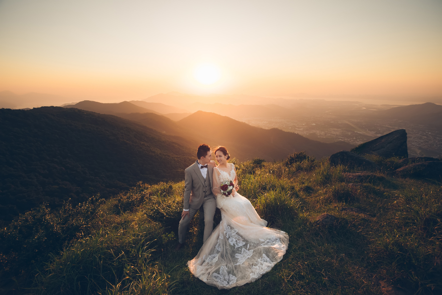 Hong Kong Outdoor Pre-Wedding Photoshoot At Tai Mo Shan by Paul on OneThreeOneFour 18