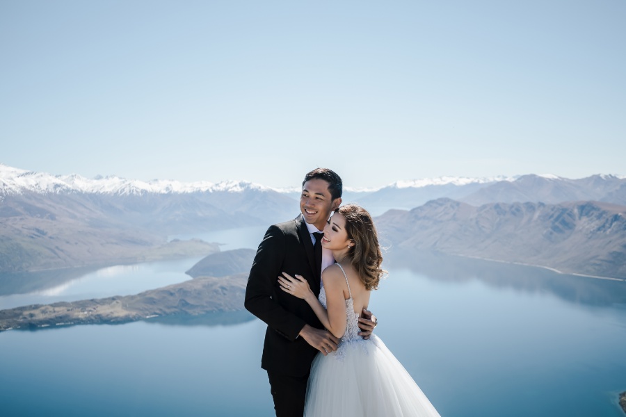 網紅Kryz Uz和Slater紐西蘭婚紗拍攝 - 羅伊峰、草泥馬公園與箭鎮 by Fei on OneThreeOneFour 10