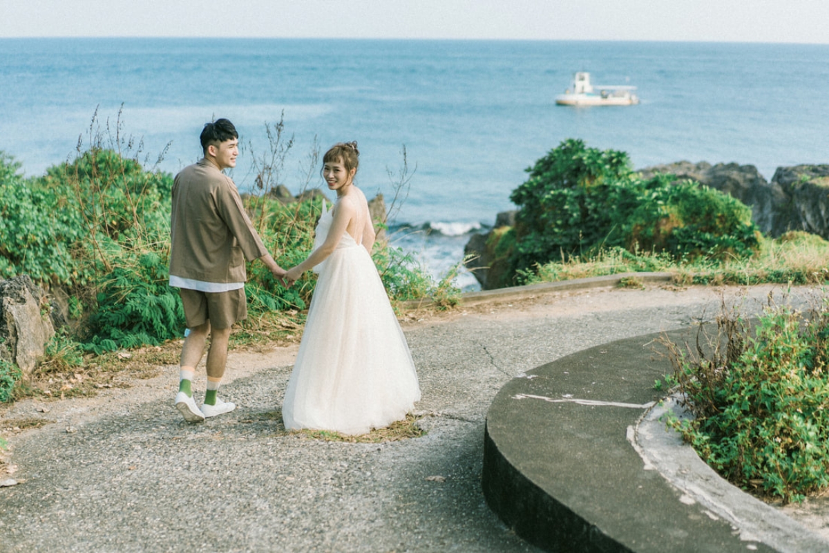 Taiwan Pre-Wedding Photoshoot Scooter Ride Sea Pier by  on OneThreeOneFour 17