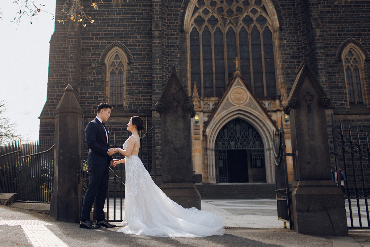 Australia Melbourne Pre-Wedding Photoshoot at Carlton Garden, St Patrick Cathedral & Flinders Street Railway Station by Freddie on OneThreeOneFour 9