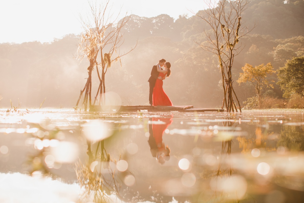 Bali Pre-Wedding Photoshoot At Tamblingan Lake And Forest  by Hendra on OneThreeOneFour 3