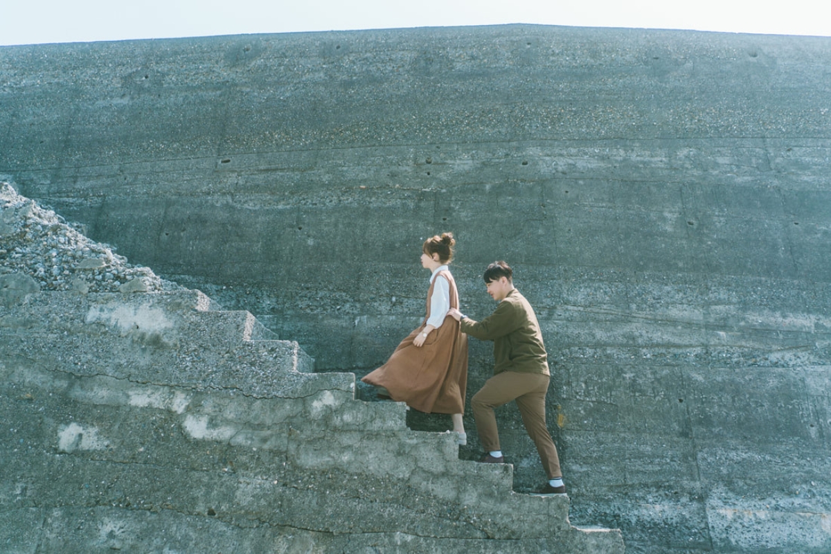 Taiwan Pre-Wedding Photoshoot Ferry Ride Pier Old Town Sea Beach by  on OneThreeOneFour 7