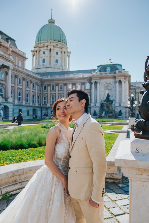 S&G: Budapest Pre-wedding Photoshoot at Castle District by Drew on OneThreeOneFour 15