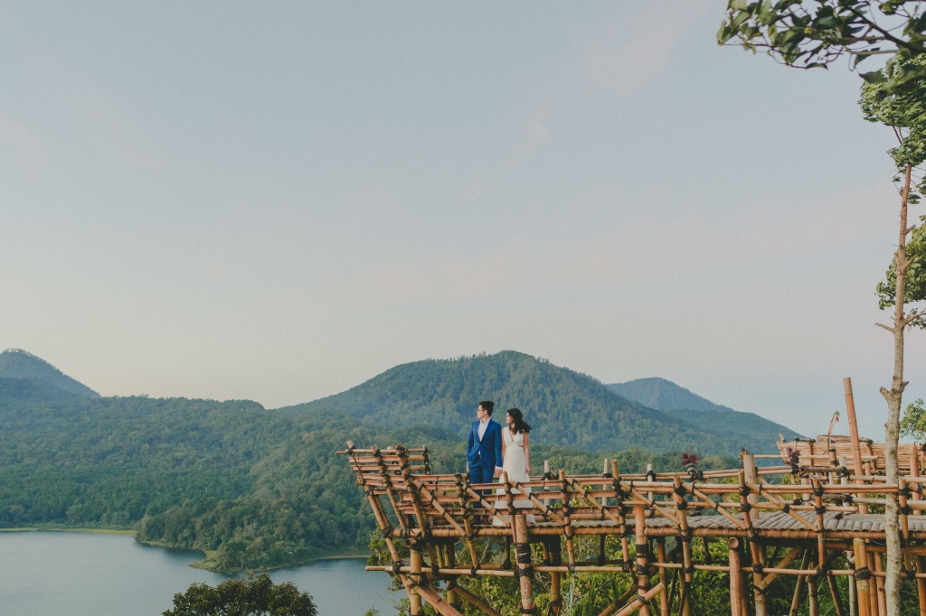 Bali Outdoor Pre-Wedding Photoshoot At Tamblingan Lake And Munduk Waterfall  by Agus  on OneThreeOneFour 2