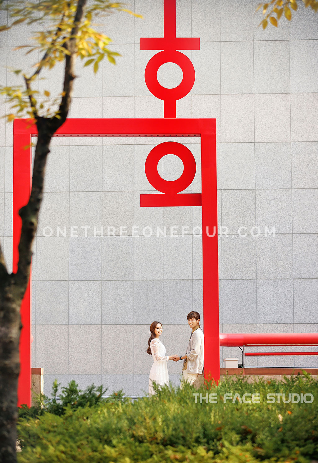 Korean Studio Pre-Wedding Photography: Hongdae (홍대) (Outdoor) by The Face Studio on OneThreeOneFour 17