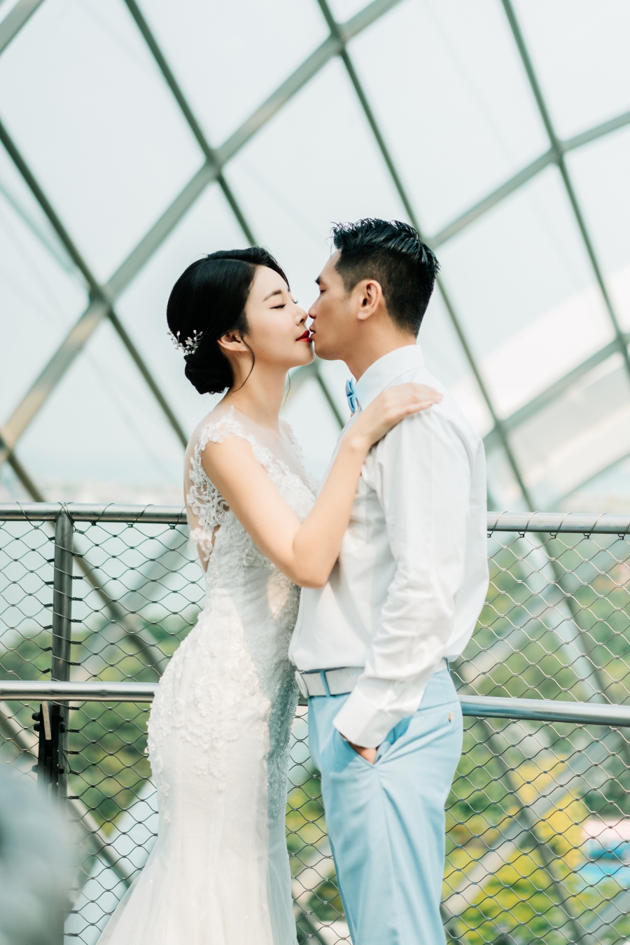 Singapore Pre-Wedding Photoshoot At Cloud Forest, Fort Canning Spiral Staircase And Marina Bay For Korean Couple  by Michael  on OneThreeOneFour 1