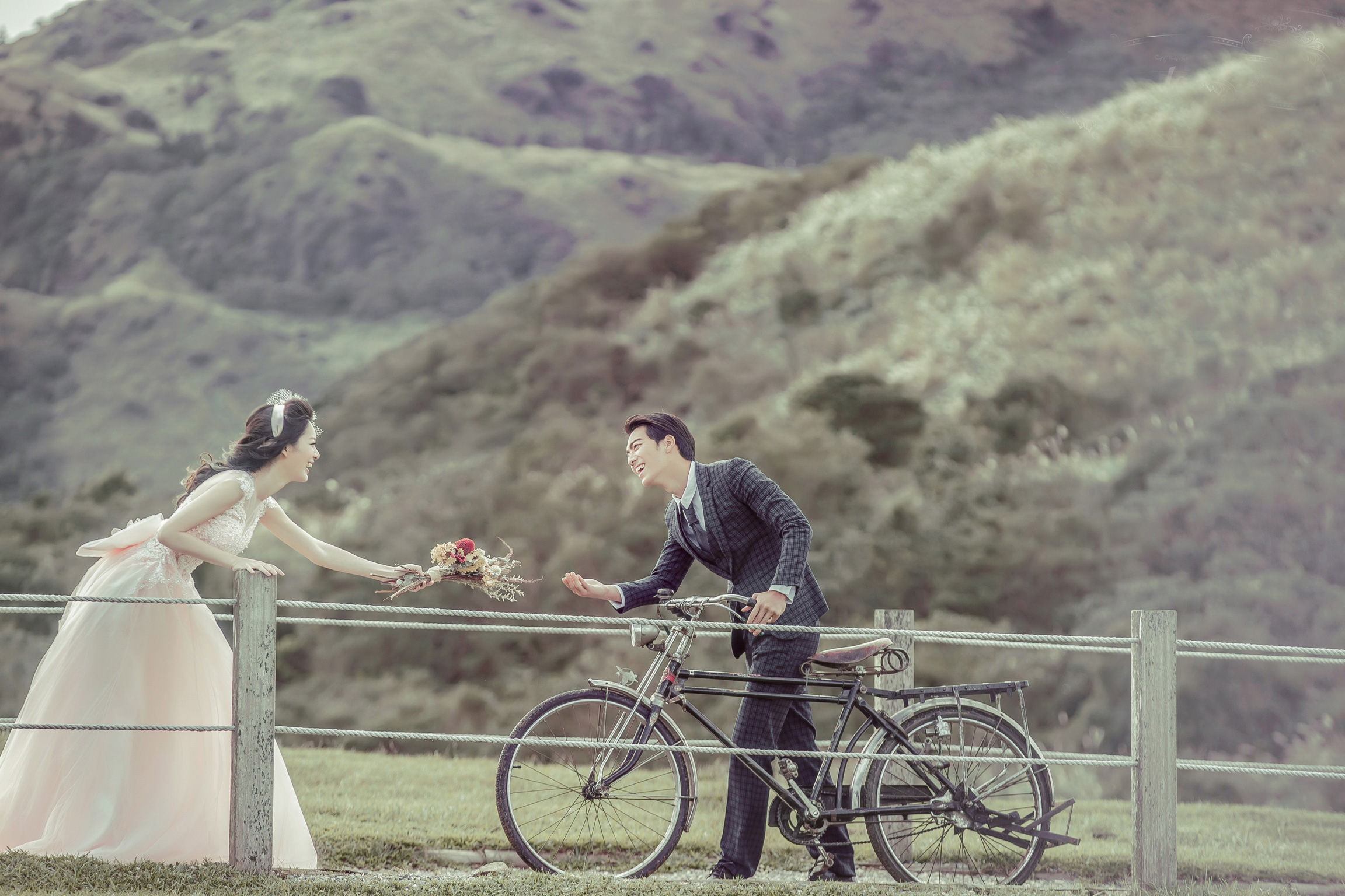 Taiwan Outdoor Pre-Wedding Photoshoot At Yangmingshan  by Doukou  on OneThreeOneFour 1