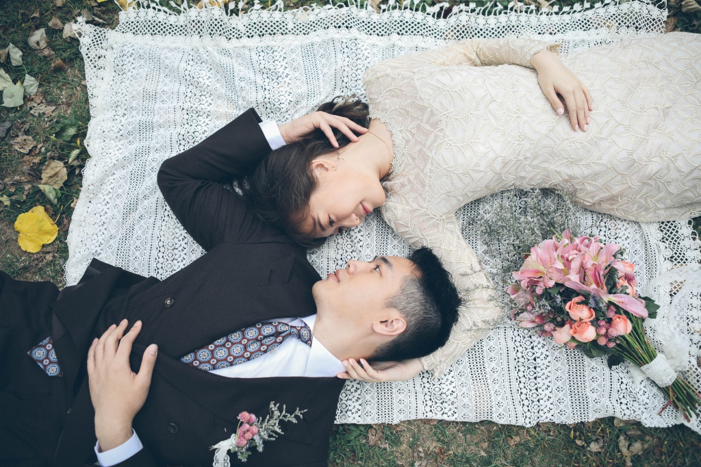 Korea Pre-Wedding Photoshoot At Seonyudo Park  by Beomsoo on OneThreeOneFour 19