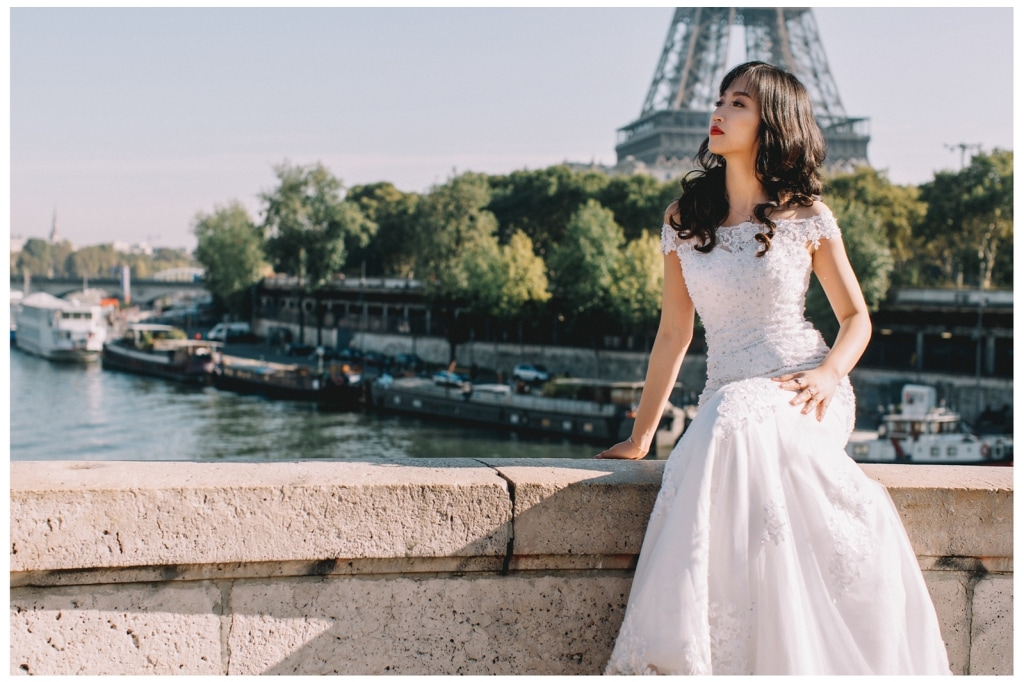 Paris Autumn Wedding Photoshoot At Bir Hakeim Alexandra III Bridge by Vin on OneThreeOneFour 18