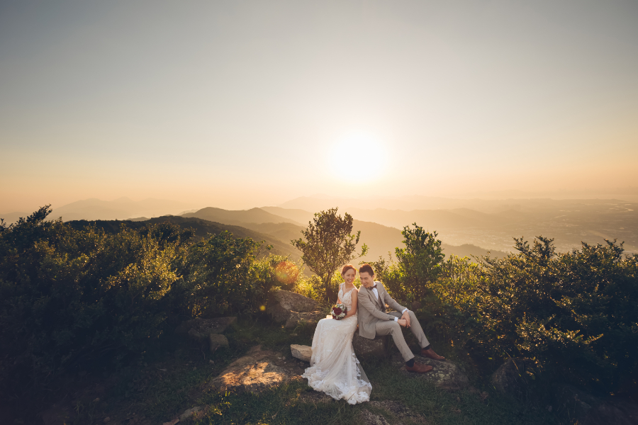 Hong Kong Outdoor Pre-Wedding Photoshoot At Tai Mo Shan by Paul on OneThreeOneFour 16