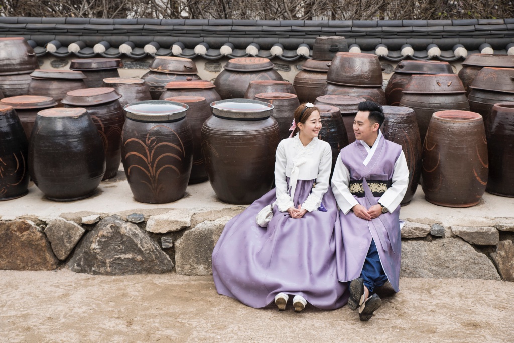 Korea Outdoor Hanbok Photoshoot And Surprise Proposal At Namsangol Hanok Village  by Jongjin  on OneThreeOneFour 22