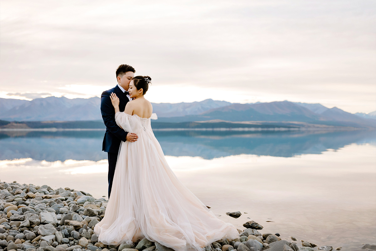 New Zealand Pre-Wedding 3-Days Photoshoot with Coromandel Peak, Mount Cook National Park, Arrowtown and Starry Night by Fei on OneThreeOneFour 22