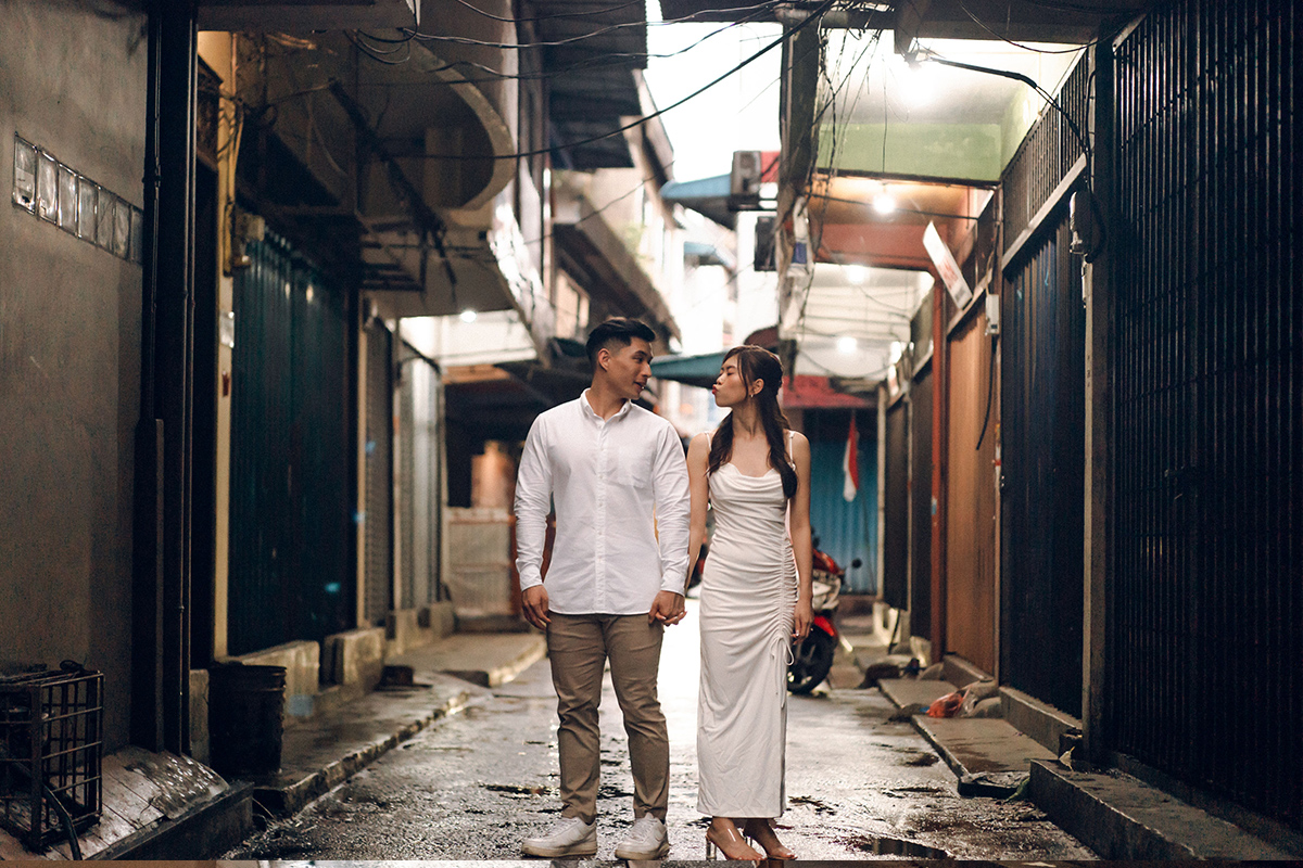 Bintan Pre-Wedding Photoshoot: Shermaine & Kai Yiong’s Adventure at Old Streets, Blue Lake, Sand Dunes & ATV Ride by HS on OneThreeOneFour 5