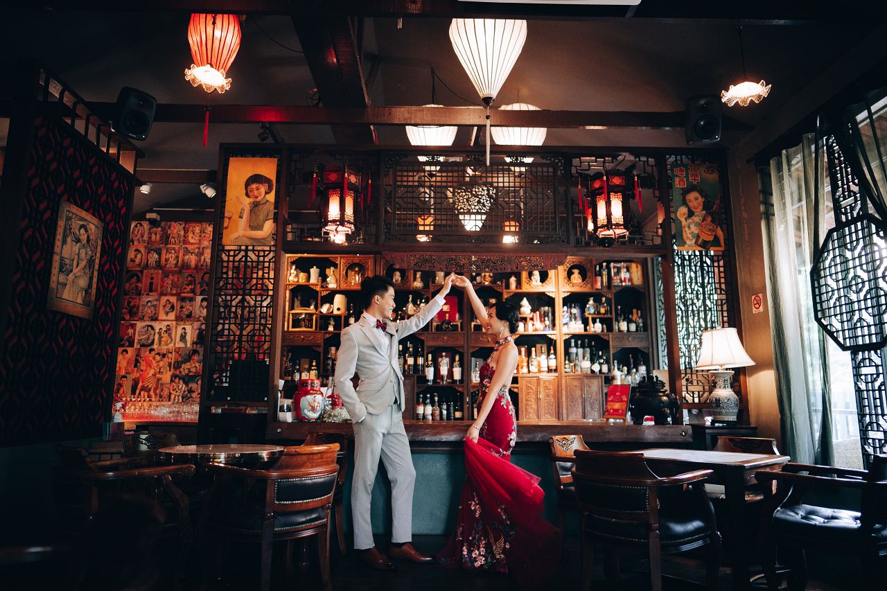 Oriental-inspired Cheongsam Pre-Wedding Photoshoot in Singapore by Michael on OneThreeOneFour 3