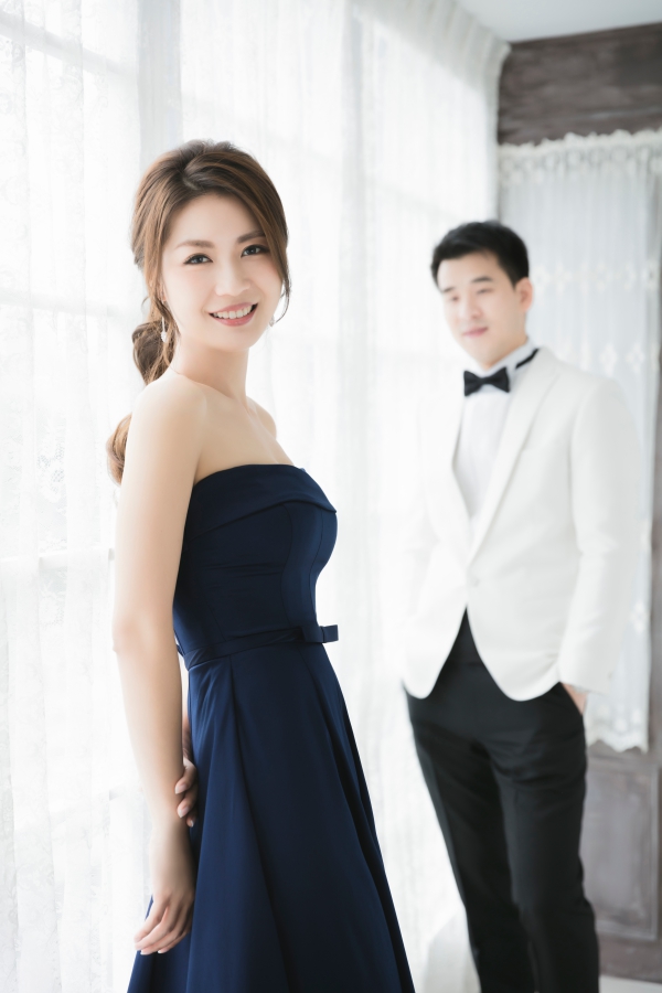 Taiwan Prewedding Photoshoot: Studio, Tatung University and Yang Ming Shan by Doukou on OneThreeOneFour 1