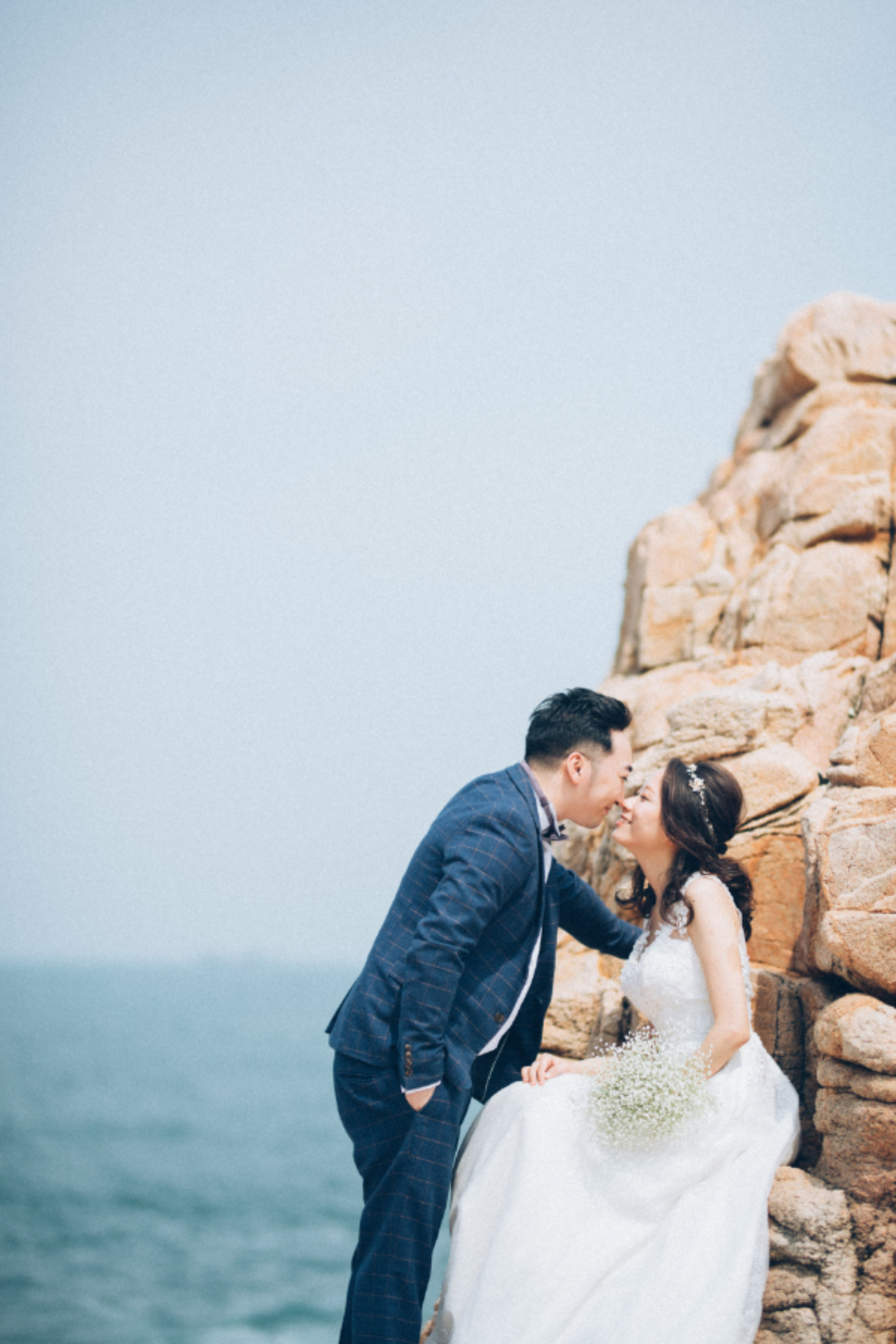 Hong Kong Outdoor Pre-Wedding Photoshoot At Shek O, The Peak by Felix on OneThreeOneFour 6