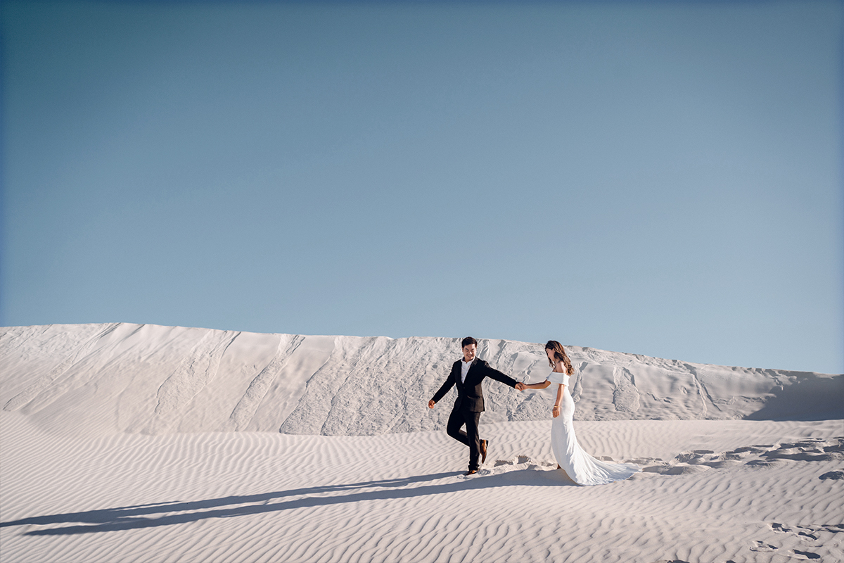 Perth Lancelin Desert & Beach Pre-Wedding Shoot by Jimmy on OneThreeOneFour 4