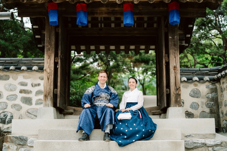 B&J: Hanbok pre-wedding at Namsangol Hanok Village in Seoul by Jungyeol on OneThreeOneFour 8