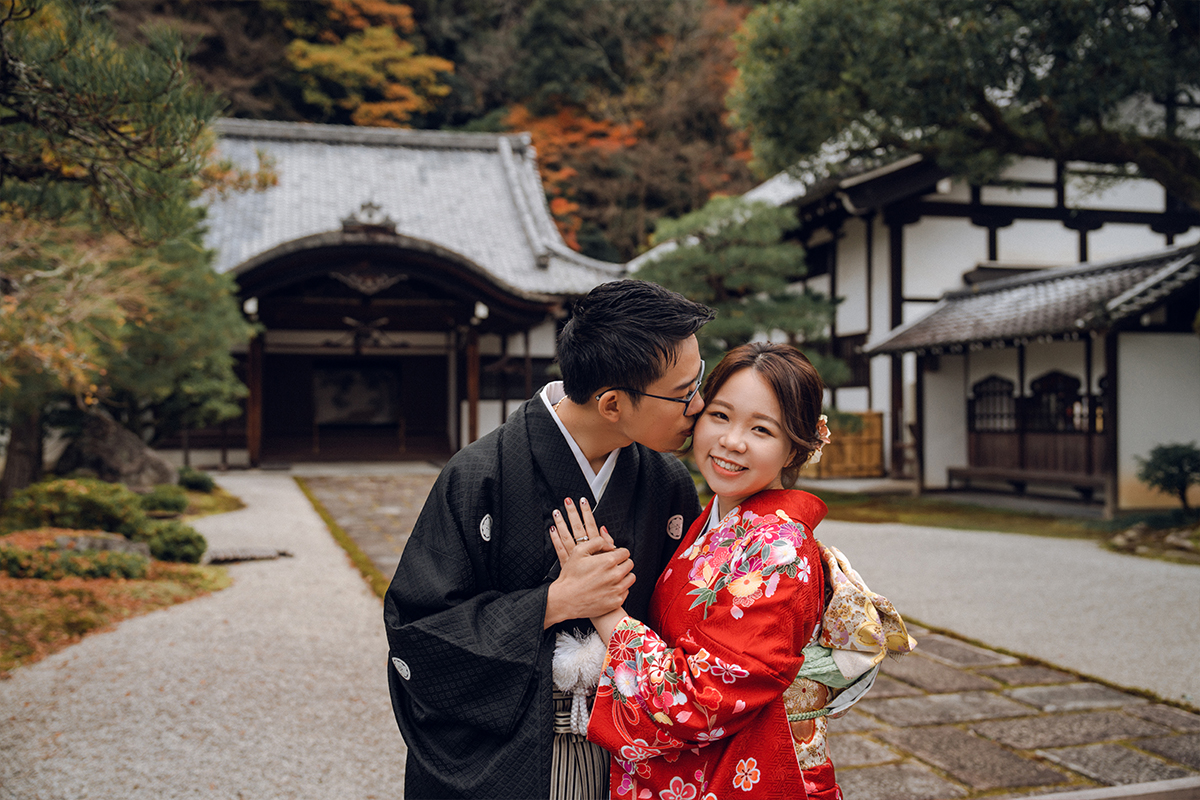Kyoto & Nara Autumn Pre-Wedding Photoshoot by Kinosaki on OneThreeOneFour 6