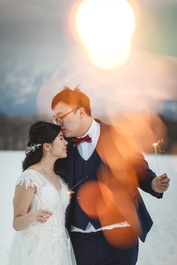 Niseko Hokakido Snow Winter Pre-Wedding Photography by Kuma on OneThreeOneFour 26
