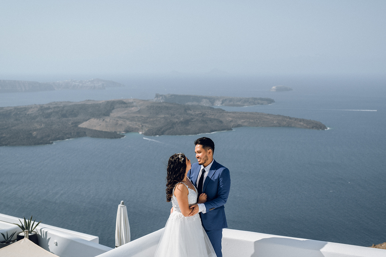 Dreamy & Romantic Santorini Pre-Wedding Photoshoot by Christina on OneThreeOneFour 18