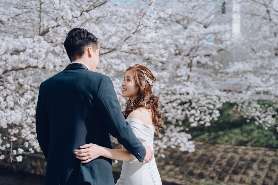 在京都和奈良的盛開之愛：一同迎接櫻花盛放的春季婚紗照拍攝 by Kinosaki on OneThreeOneFour 13