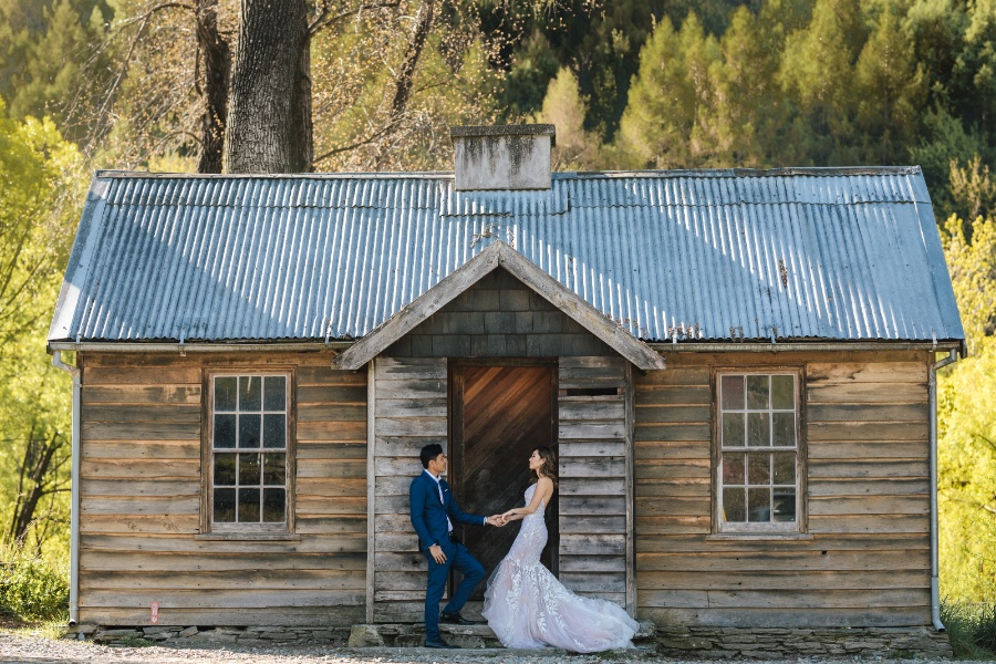 Kryz Uy And Slater Pre Wedding Photoshoot At Roy's Peak, Alpaca Farm And Arrowtown by Felix on OneThreeOneFour 19