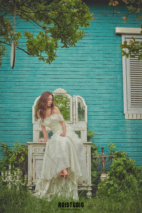 ROI Studio: Jeju Island Pre-Wedding Photography Studio by Roi on OneThreeOneFour 21