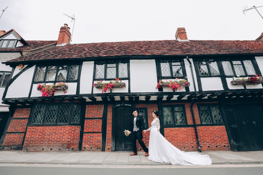 CH&ZW: Nature pre-wedding in London by Dom on OneThreeOneFour 4