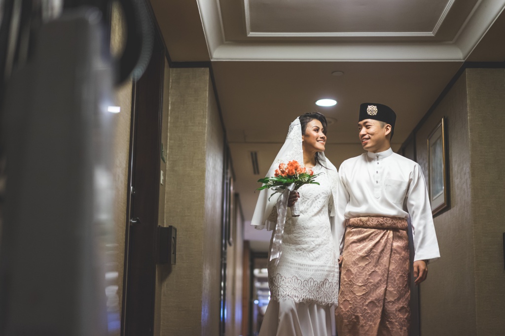 Singapore Wedding Day Photoshoot With Multi Racial Malay And Chinese Couple  by Michael  on OneThreeOneFour 25