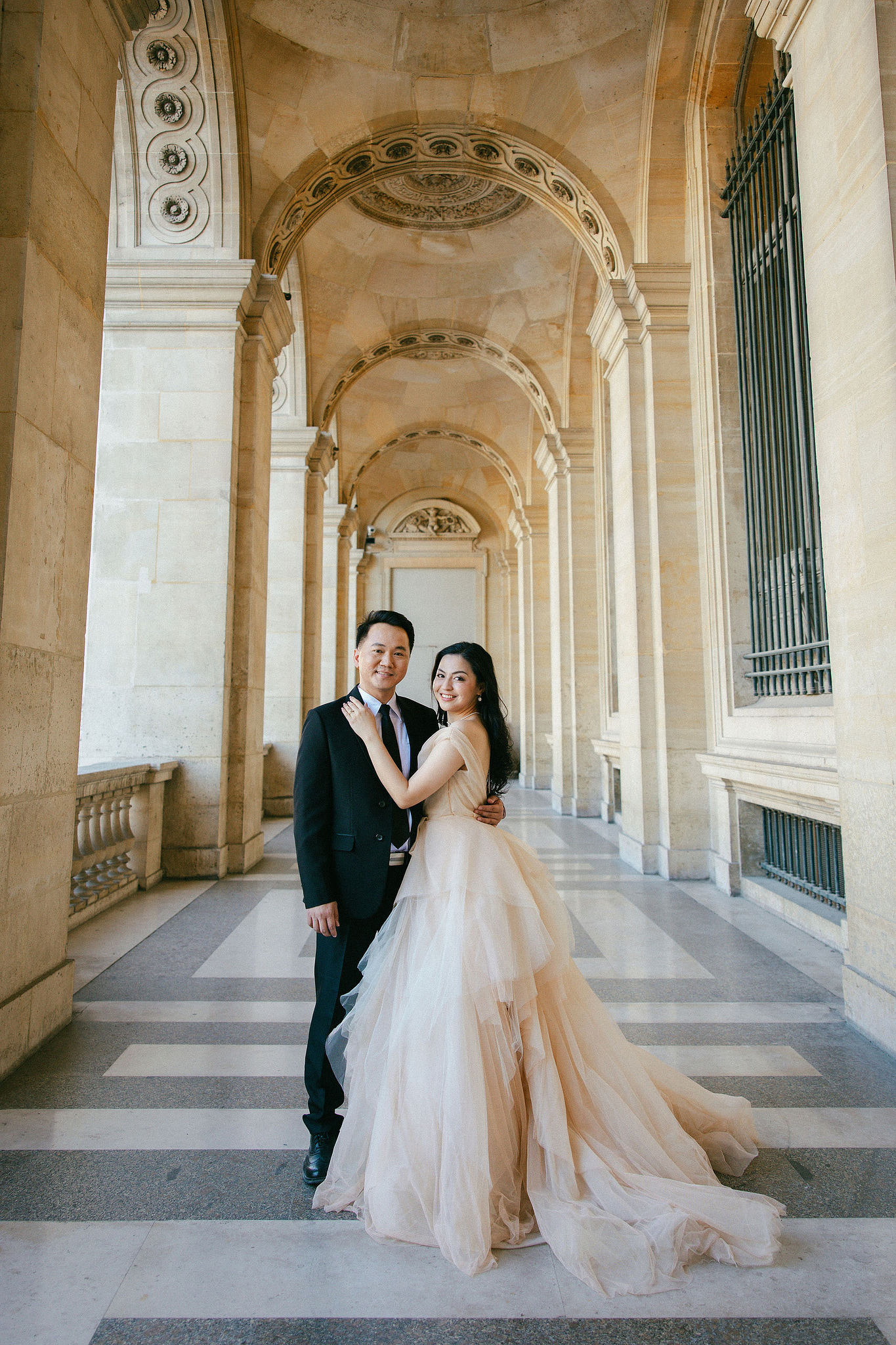 Paris Autumn Pre-Wedding Photoshoot | Avenue de Camoëns, Tuileries Garden, Louvre, Pont Alexandre III & Bir-Hakeim Bridge at Louvre pre-wedding photo