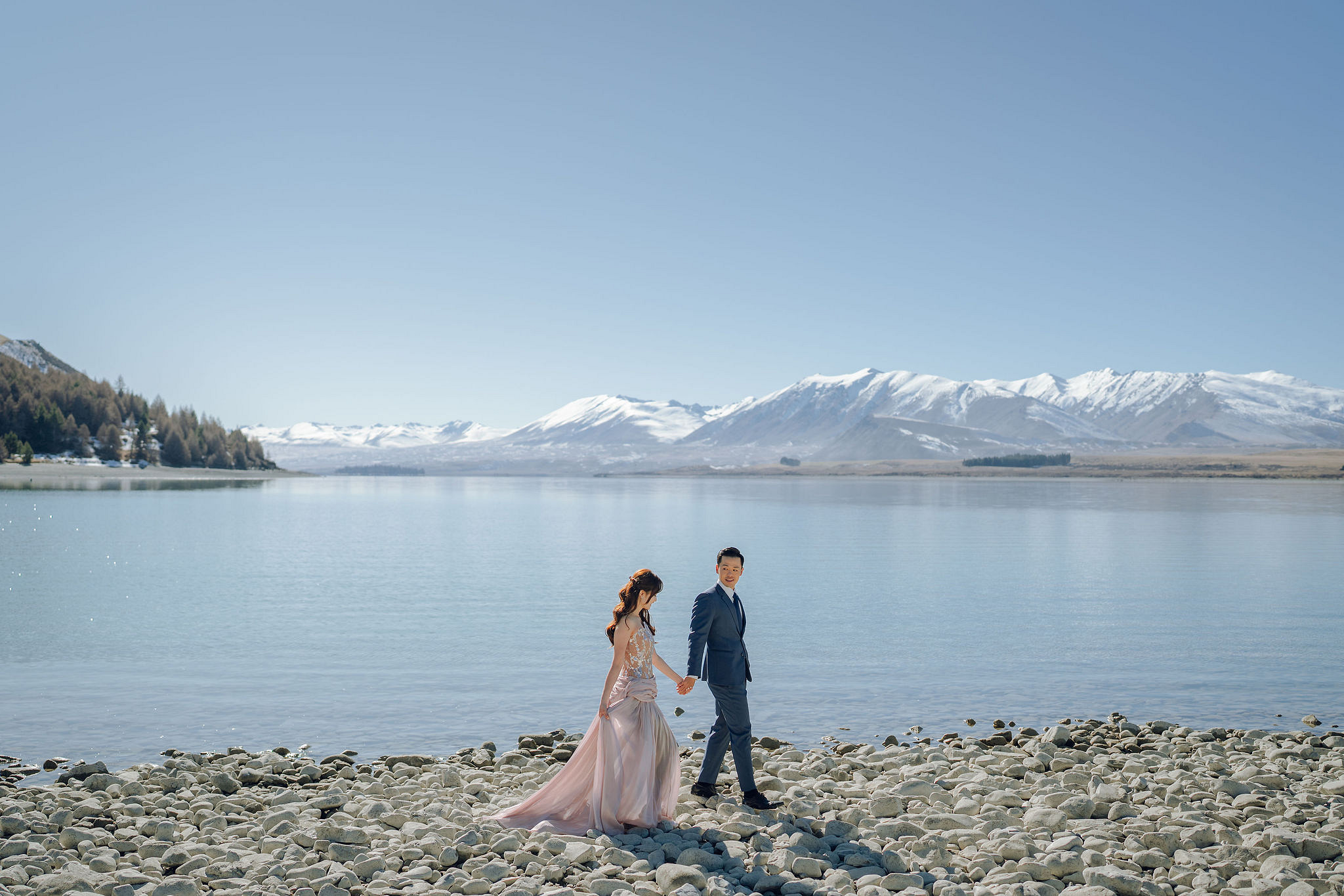 New Zealand Pre-Wedding Photoshoot | Coromandel Peak, Lake Wakatipu & Queenstown, Skippers Canyon, Lake Tekapo, Mount Cook National Park & Glacier at Lake Tekapo pre-wedding photo