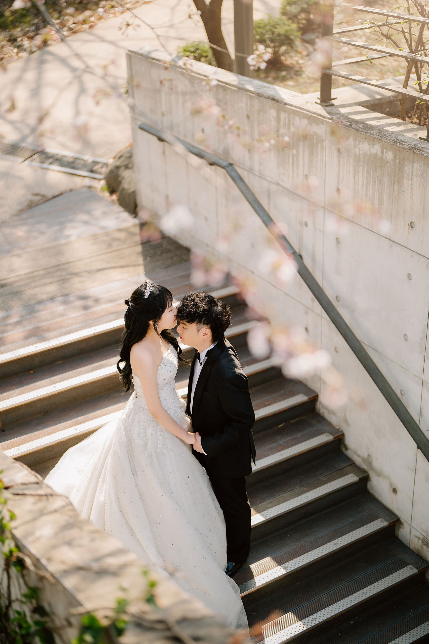 Seoul Pre-Wedding Photoshoot | Yongma Land, Seoul Forest & Namsangol Hanok Village at Seoul Forest pre-wedding photo