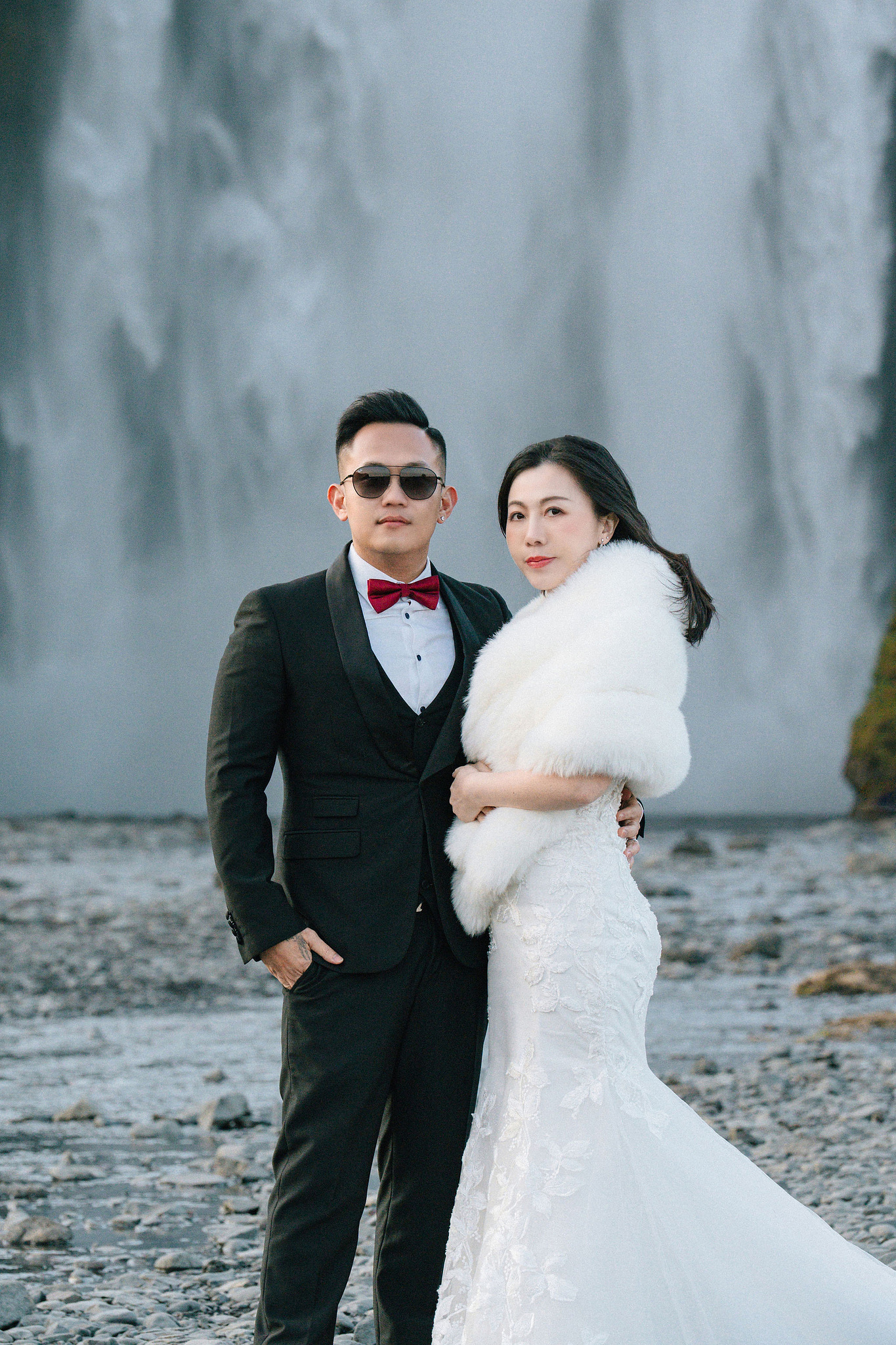 Iceland Pre-Wedding Photoshoot | Hallgrimskirkja, Skogafoss, DC Plane Wreck & Black Sand Beach at Skogafoss pre-wedding photo