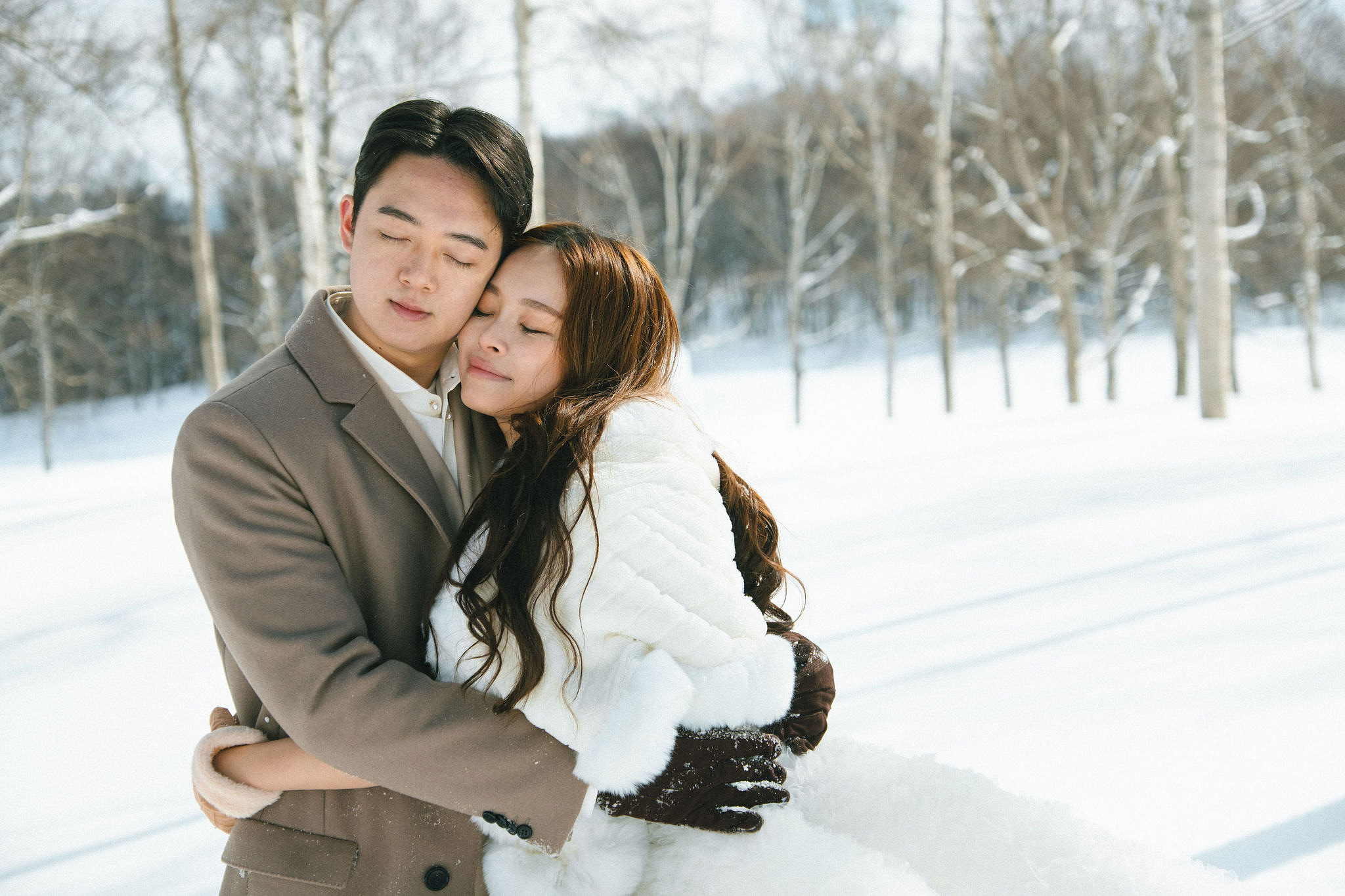Hokkaido Pre-Wedding Photoshoot | Birch Forest, Rusutsu Resort & Hirafu Village at Birch Forest pre-wedding photo