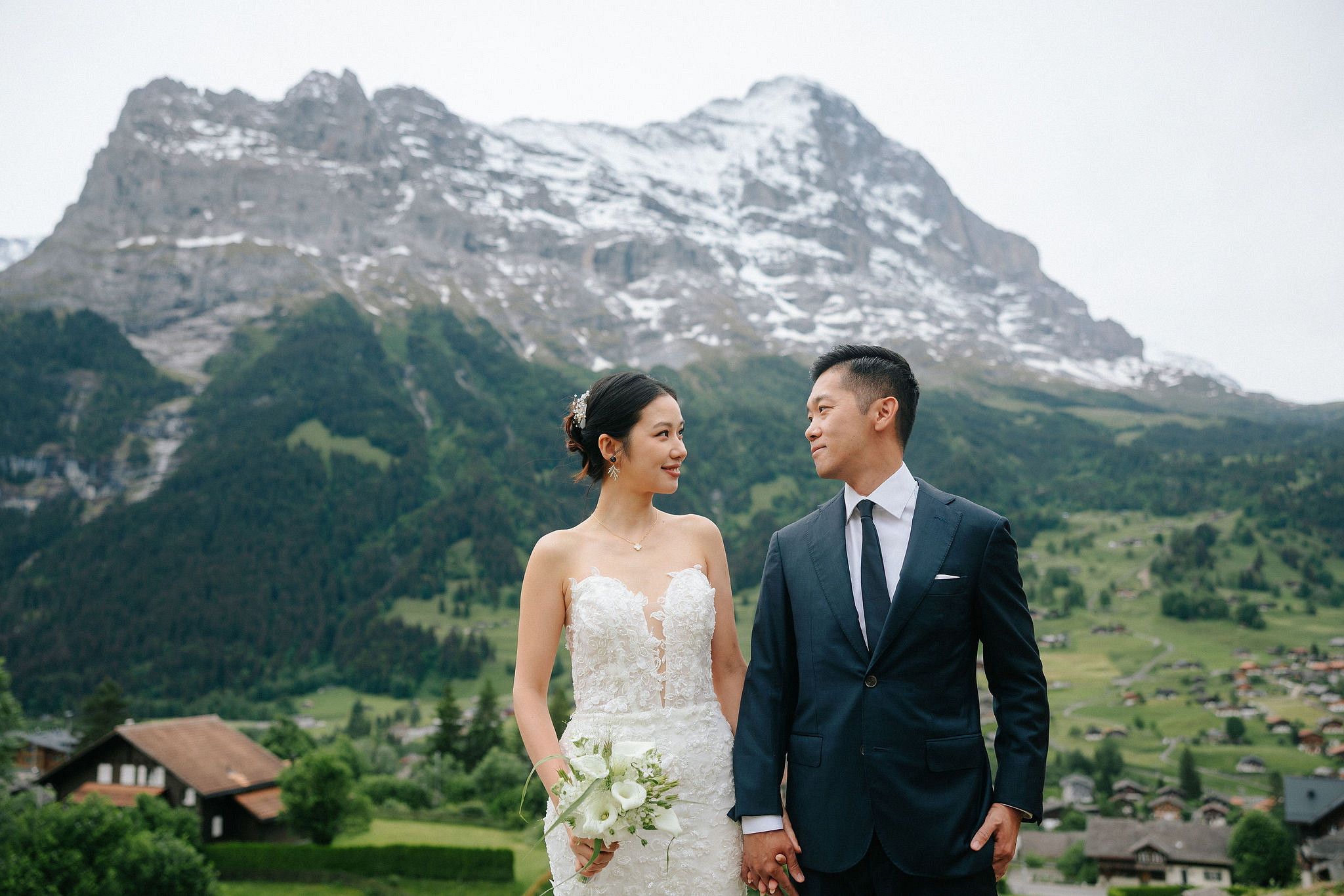 Switzerland Pre-Wedding Photoshoot | Grindelwald Village & Lauterbrunnen & Lake Lungern at Grindelwald Village pre-wedding photo