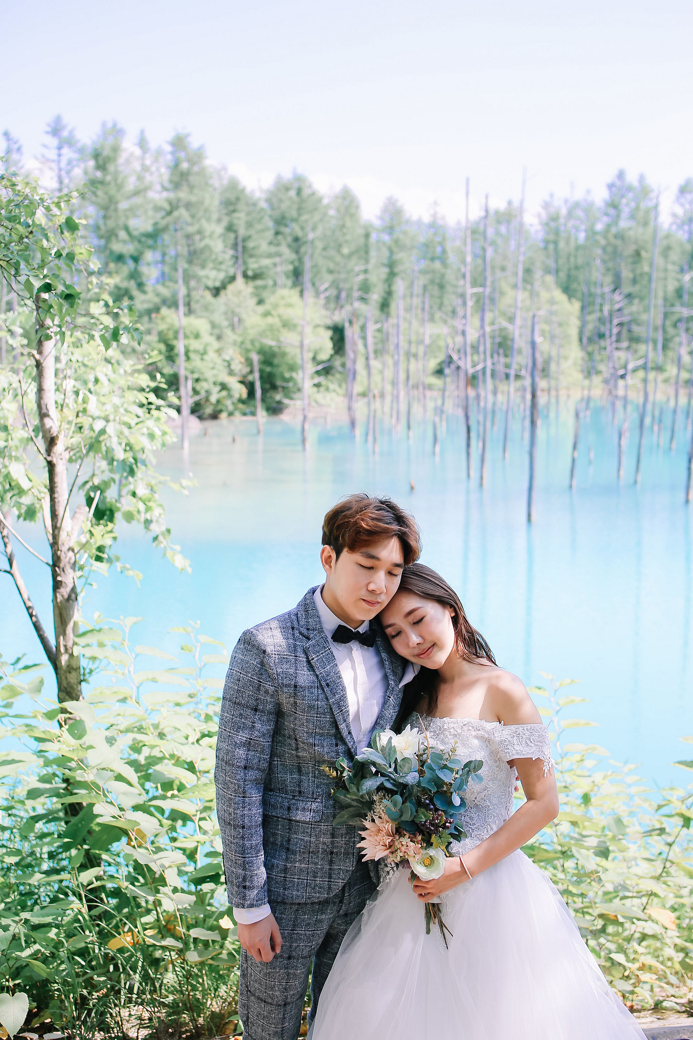 Photographer In Hokkaido: Pre-Wedding Photoshoot At Blue Pond And Saika No Sato Flower Farm at Blue Pond & Lavender Park pre-wedding photo