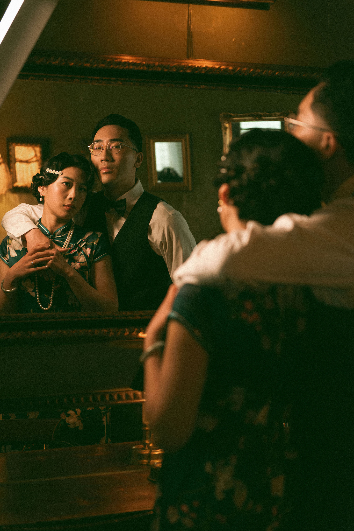 Taiwan Pre-Wedding Photoshoot | Cafe Chamber, Yangmingshan & Huaxi Street Night Market at Cafe Chamber pre-wedding photo