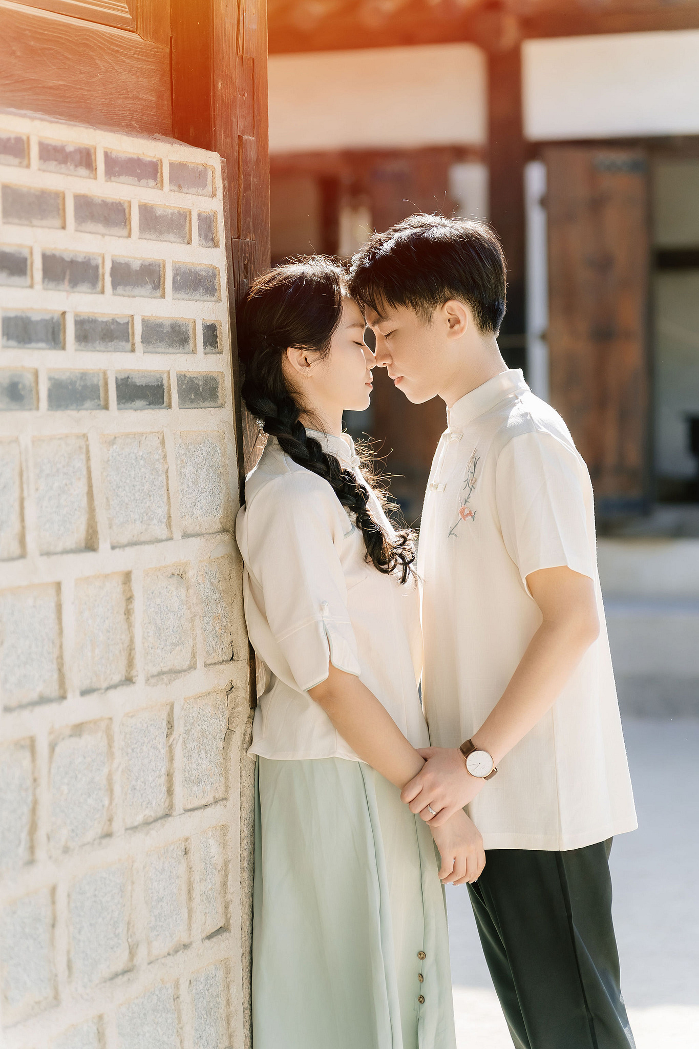 Seoul Pre-Wedding Photoshoot | Seoul Forest, Namsan Tower & Namsangol Hanok Village at Namsangol Hanok Village pre-wedding photo