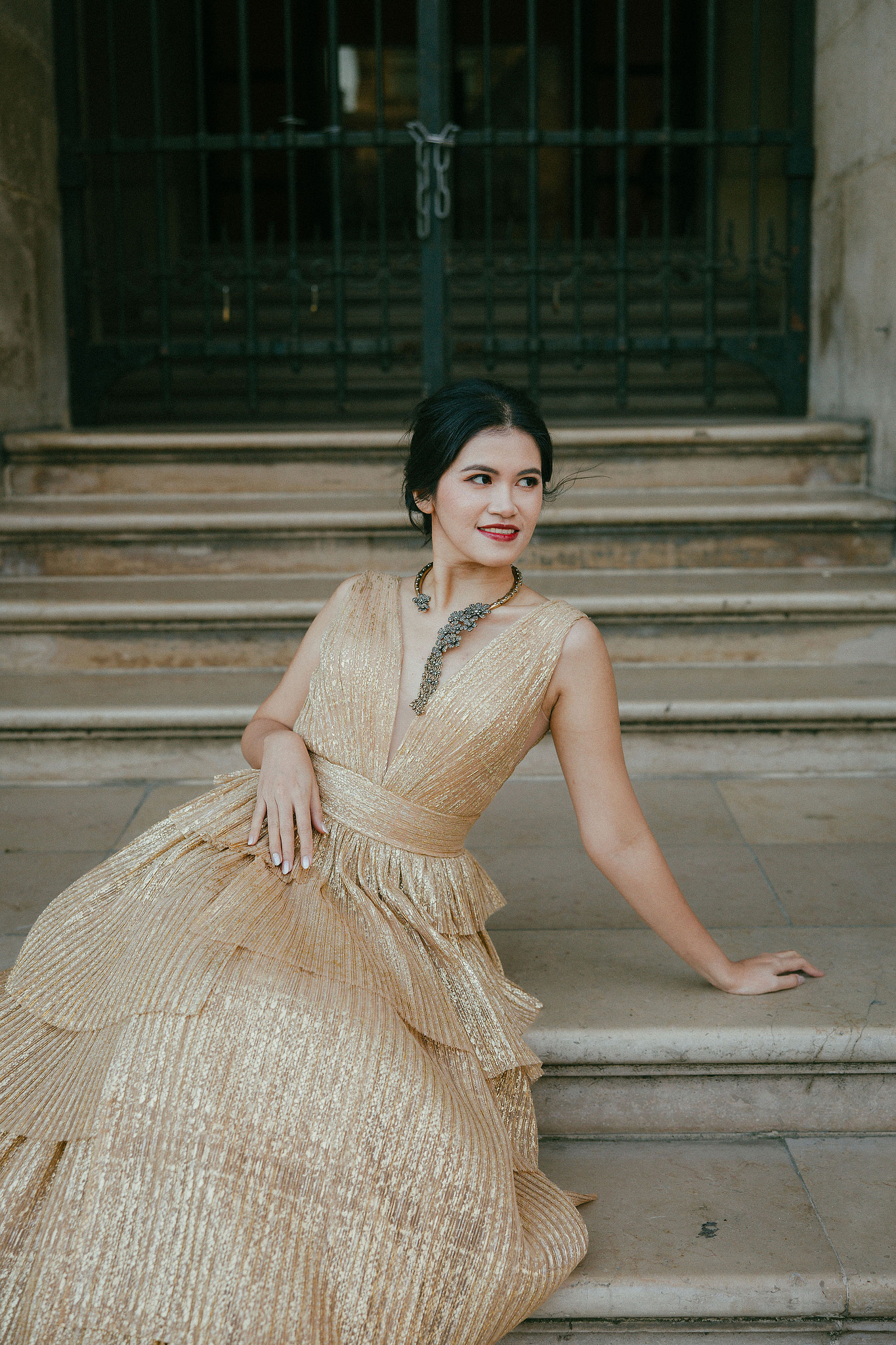 Paris Pre-Wedding Photoshoot | Place du Trocadéro, Avenue de Camoëns, Parisian Café, Tuileries Garden & Louvre at Louvre pre-wedding photo