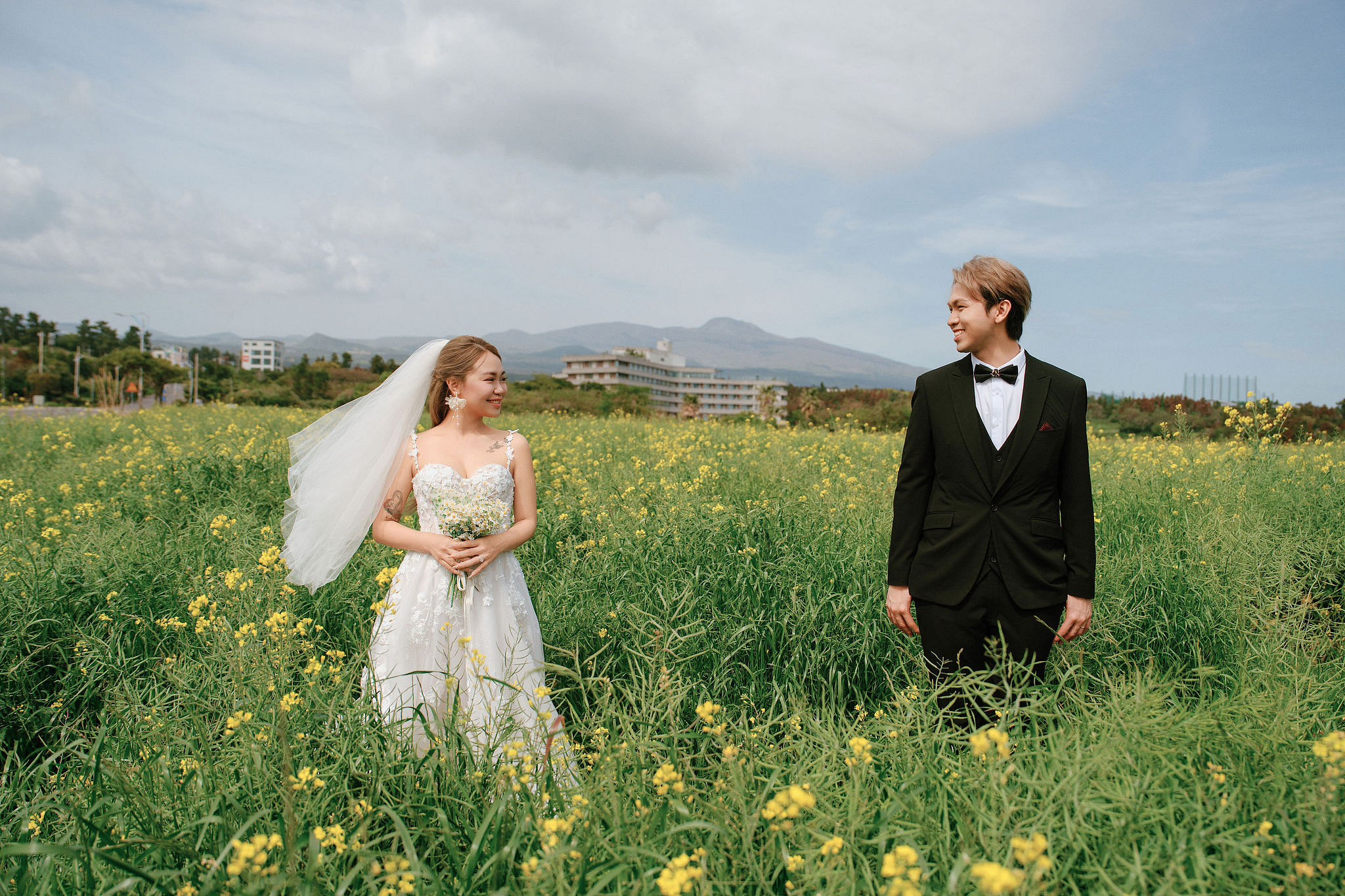 Jeju Pre-Wedding Photoshoot | Sangye-dong Forest, Yerae Ecological Park & Hyeopjae Beach at Yerae Ecological Park pre-wedding photo