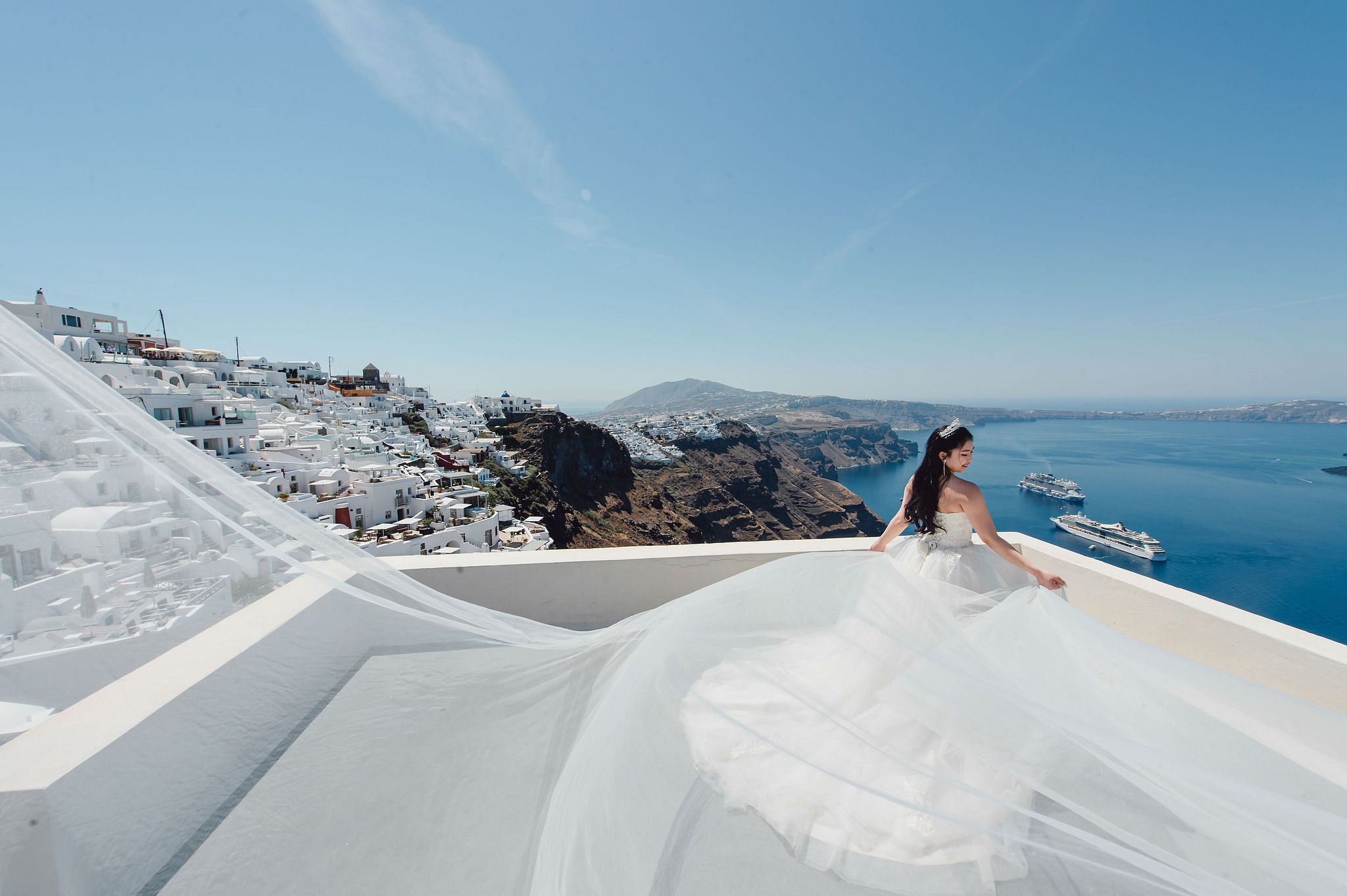 Santorini Pre-Wedding Photoshoot | Imerovigli, Firostefani & Finikia at Imerovigli pre-wedding photo