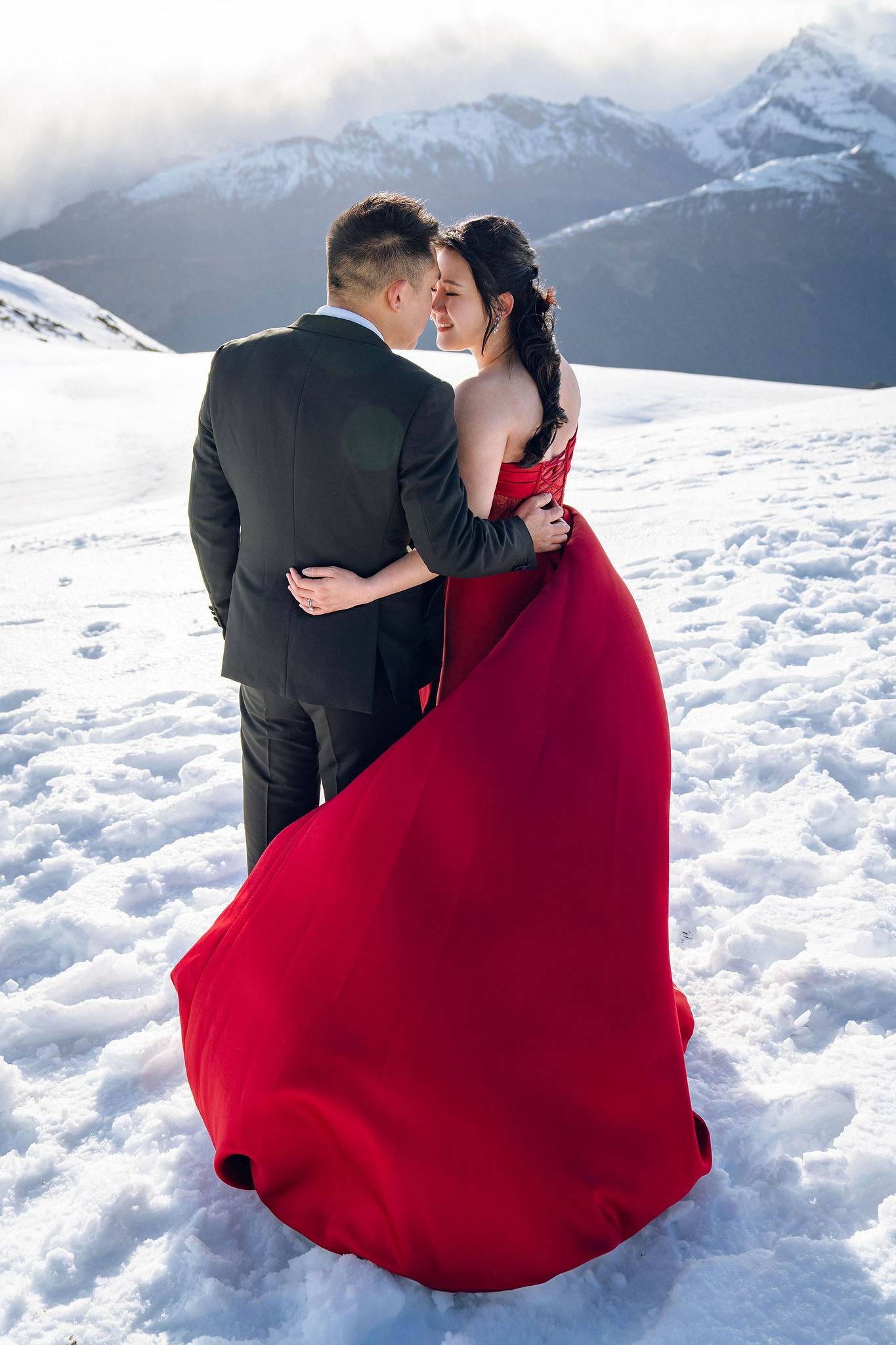 New Zealand Pre-Wedding Photoshoot | Lake Tekapo, Mount Cook, Tasman Glacier & Lake Wakatipu at Mount Invincible pre-wedding photo