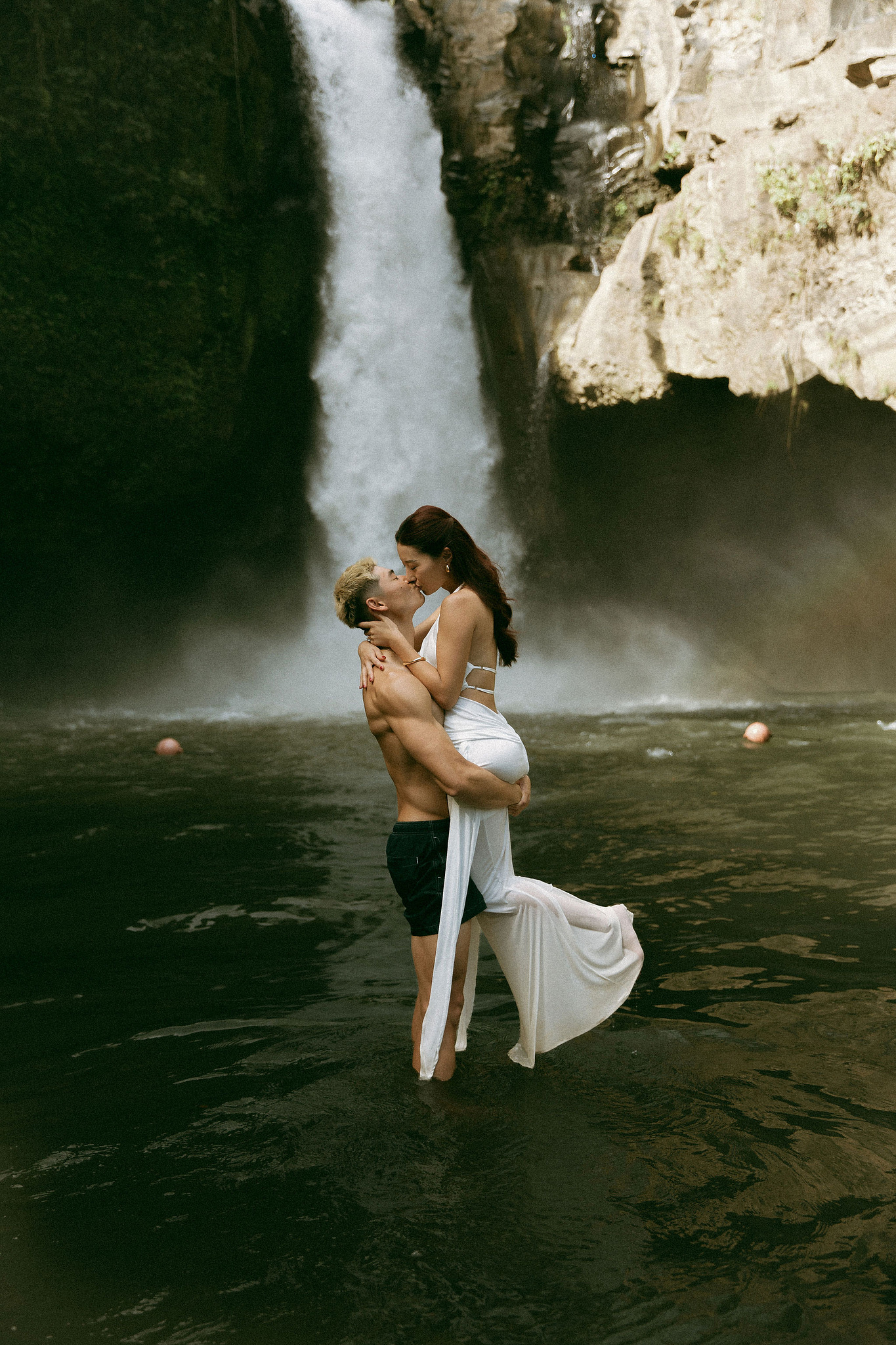 Bali Pre-Wedding Photoshoot | Lake Tamblingan, Kebun Raya Botanic Gardens & Blangsinga Waterfall at Blangsinga Waterfall pre-wedding photo