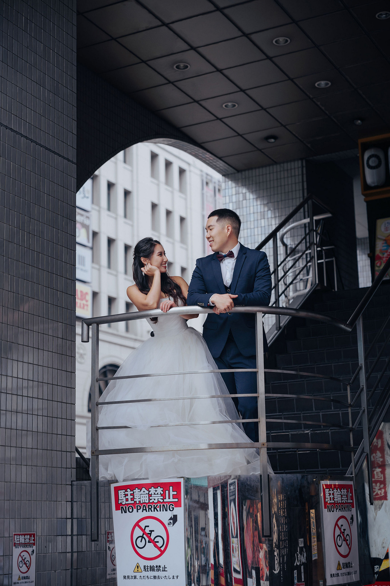 Tokyo Pre-Wedding Photoshoot | Tokyo Shrine, Tokyo Riverfront & Shinjuku at Tokyo Riverfront pre-wedding photo