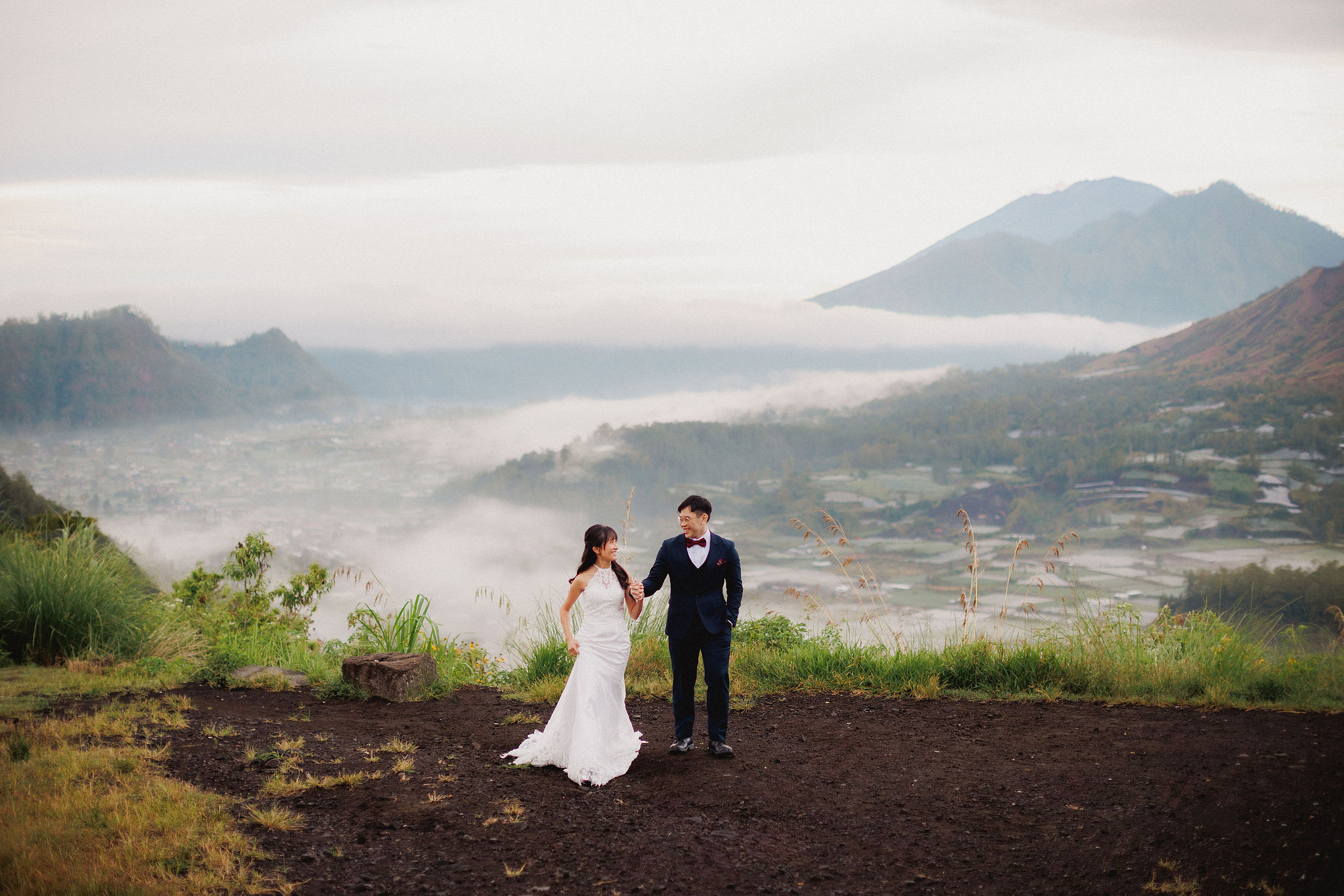 Bali Pre-Wedding Photoshoot | Pinggan Village, Sawangan Beach, Twin Cliff Valley & Malini Uluwatu at Pinggan Village   pre-wedding photo