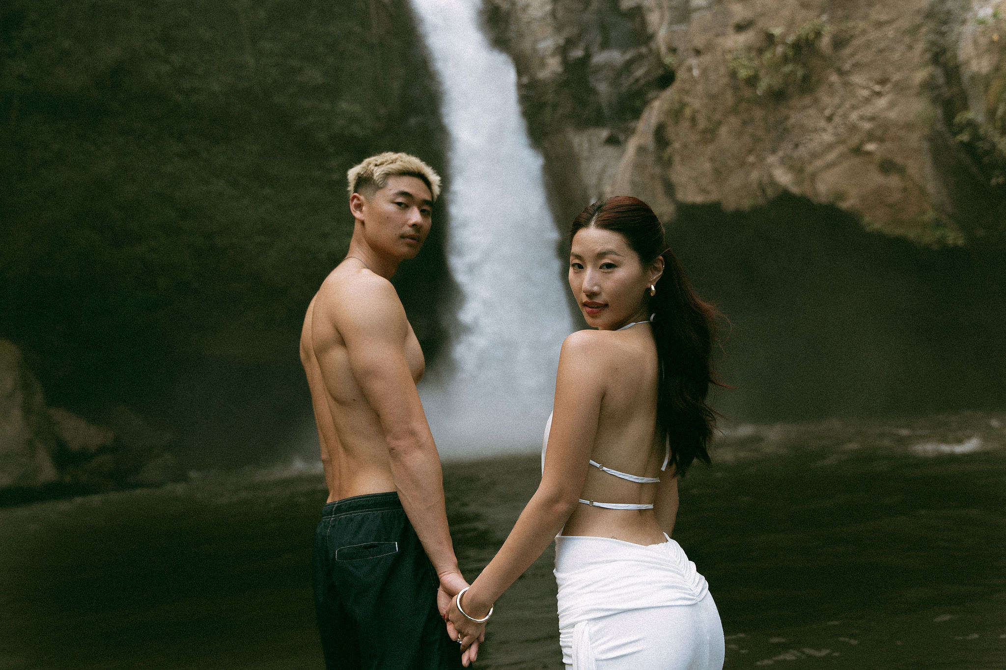 Bali Pre-Wedding Photoshoot | Lake Tamblingan, Kebun Raya Botanic Gardens & Blangsinga Waterfall at Blangsinga Waterfall pre-wedding photo
