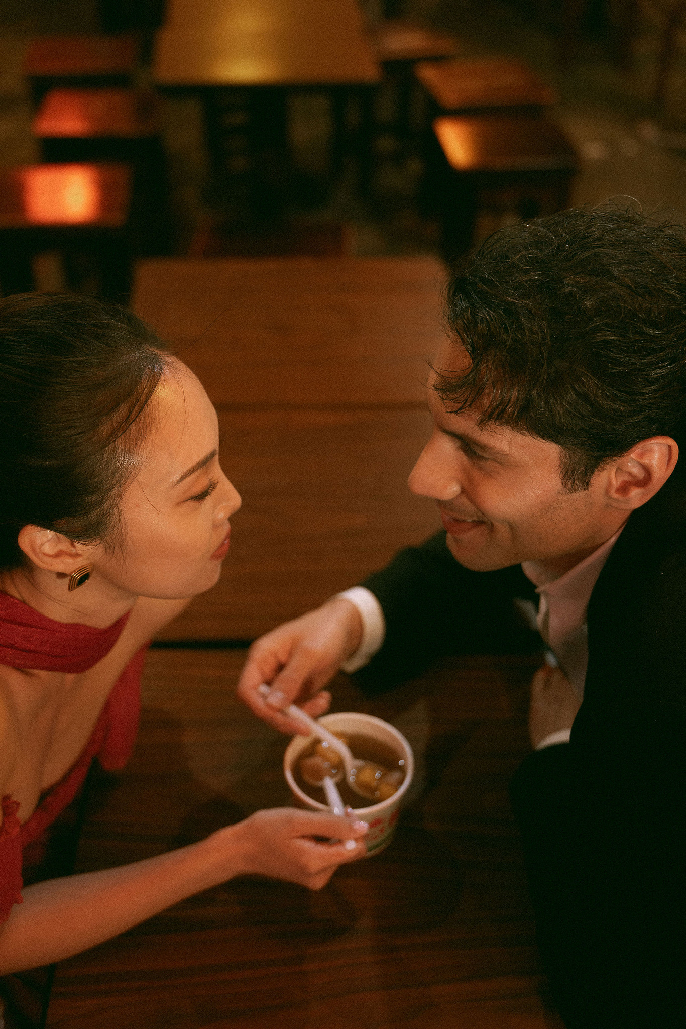 Taiwan Pre-Wedding Photoshoot | Bopiliao Historical Block, Nanya Rocks, Jinguashi & Jiufen at Jiufen pre-wedding photo